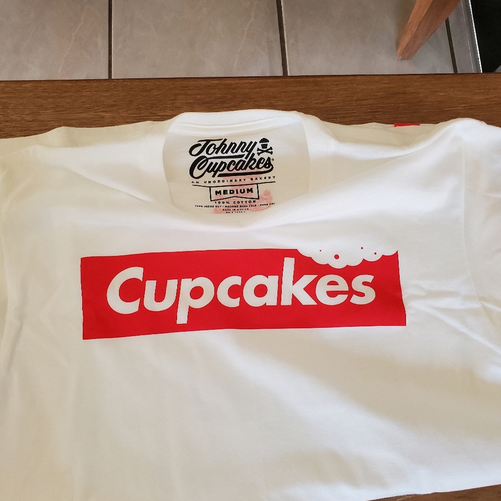Johnny Cupcakes Tshirt